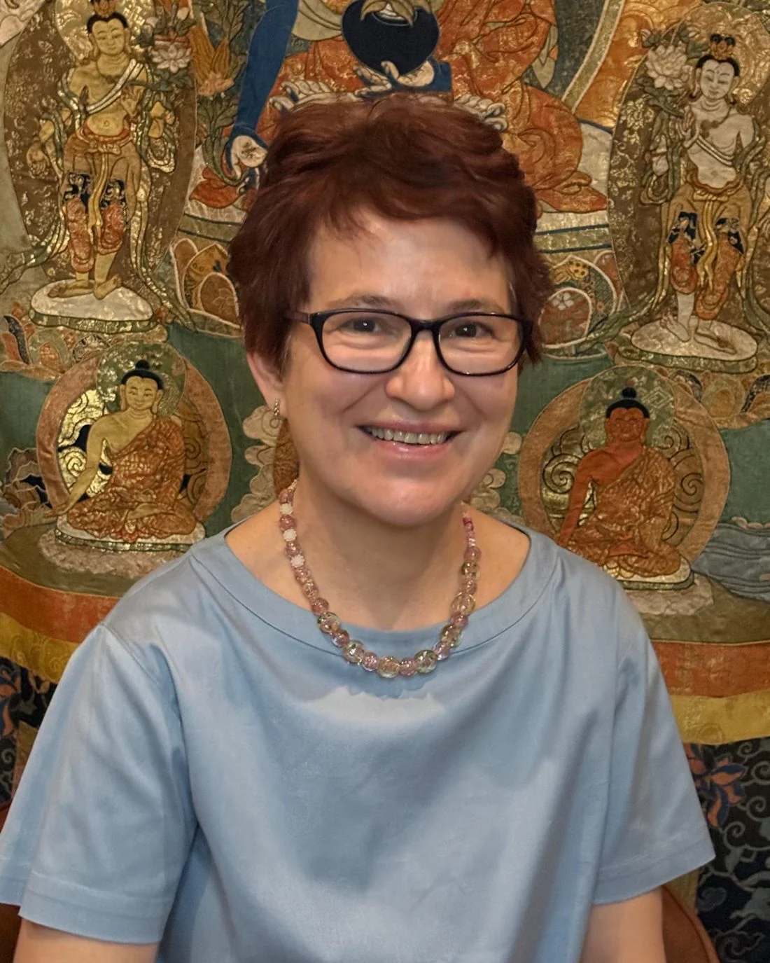 Doris Rücker in ihrem Praxisraum